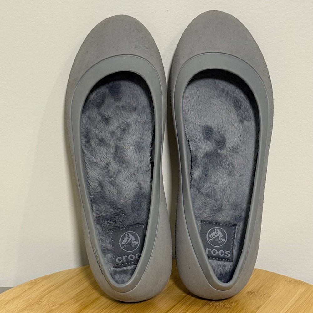 Crocs Mammoth Lined Flats Women's Size 8 Gray Soft Uppers Faux Fur‎ Insoles - Picture 6 of 8